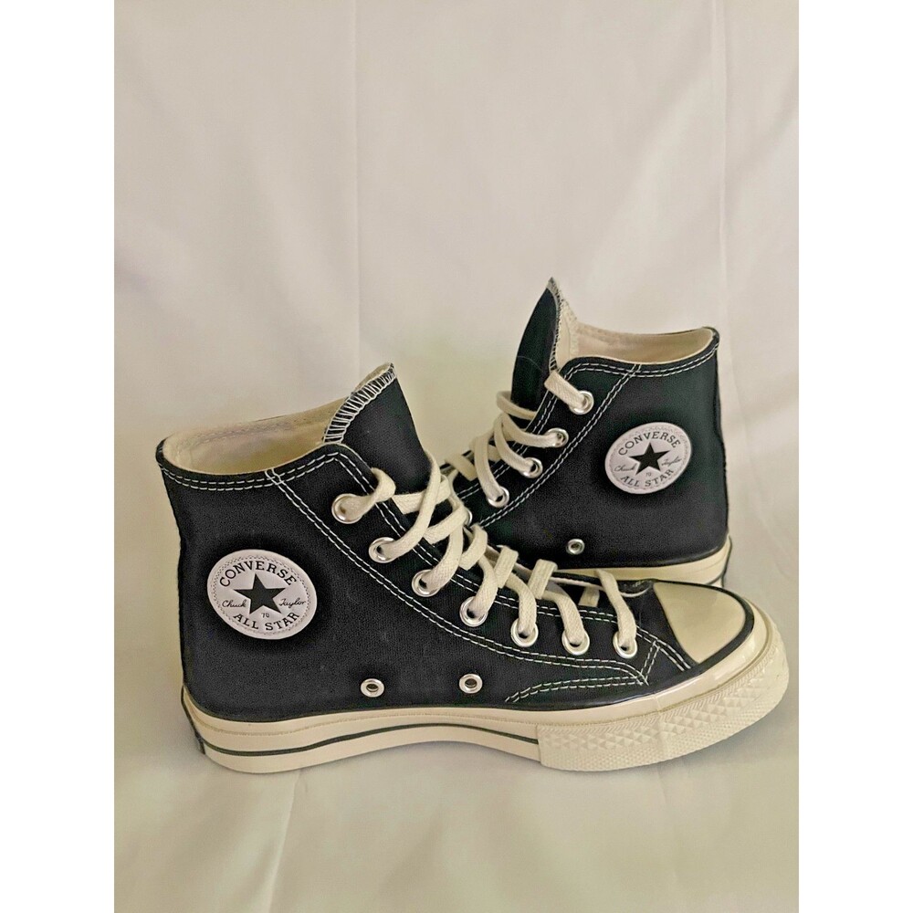 NEW CONVERSE CHUCK TAILOR ALL STAR Size 3.5 Men's/5.5 Women's